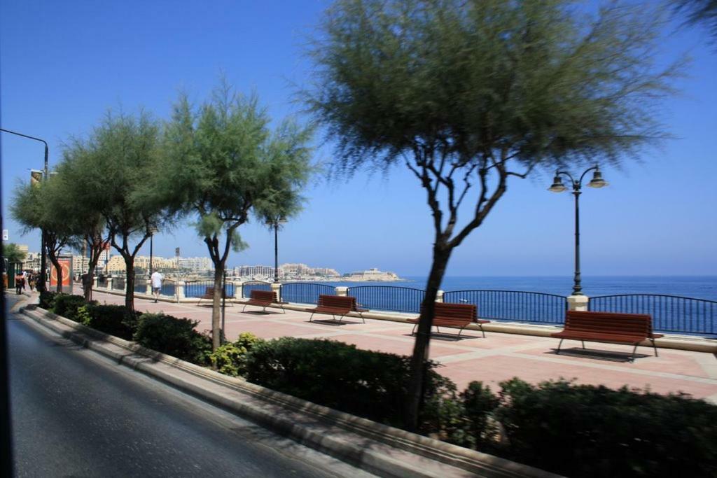 Stylish 3Br Apartment, Fantastic Location In Sliema Extérieur photo