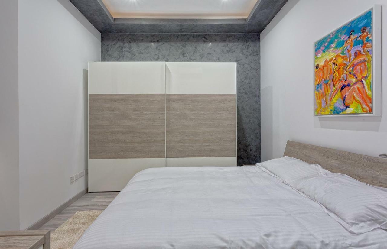 Stylish 3Br Apartment, Fantastic Location In Sliema Extérieur photo