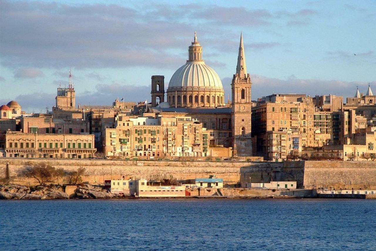 Stylish 3Br Apartment, Fantastic Location In Sliema Extérieur photo